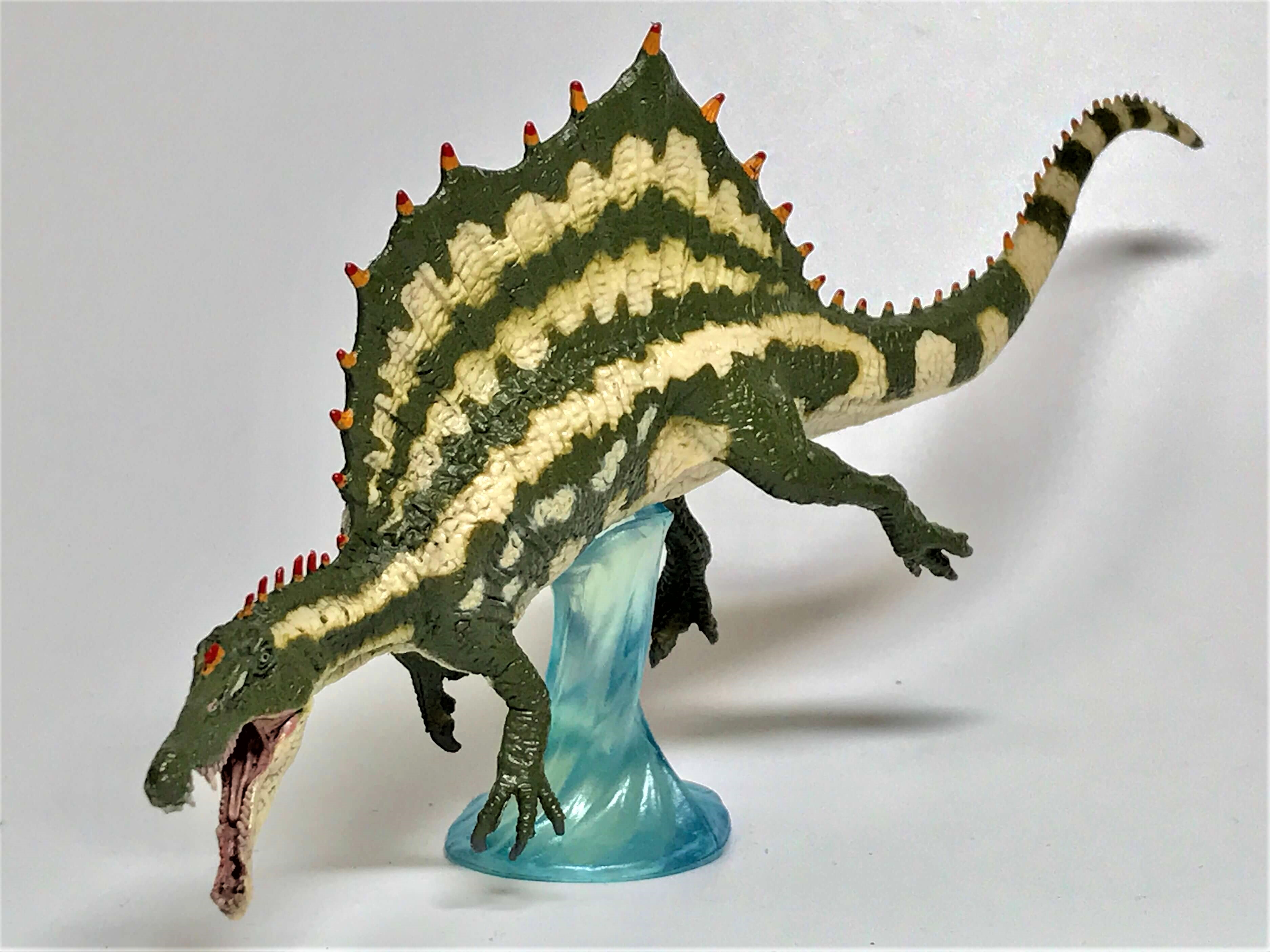 恐竜フィギュア スピノサウルス遊泳ver フェバリット レビュー Dinocom