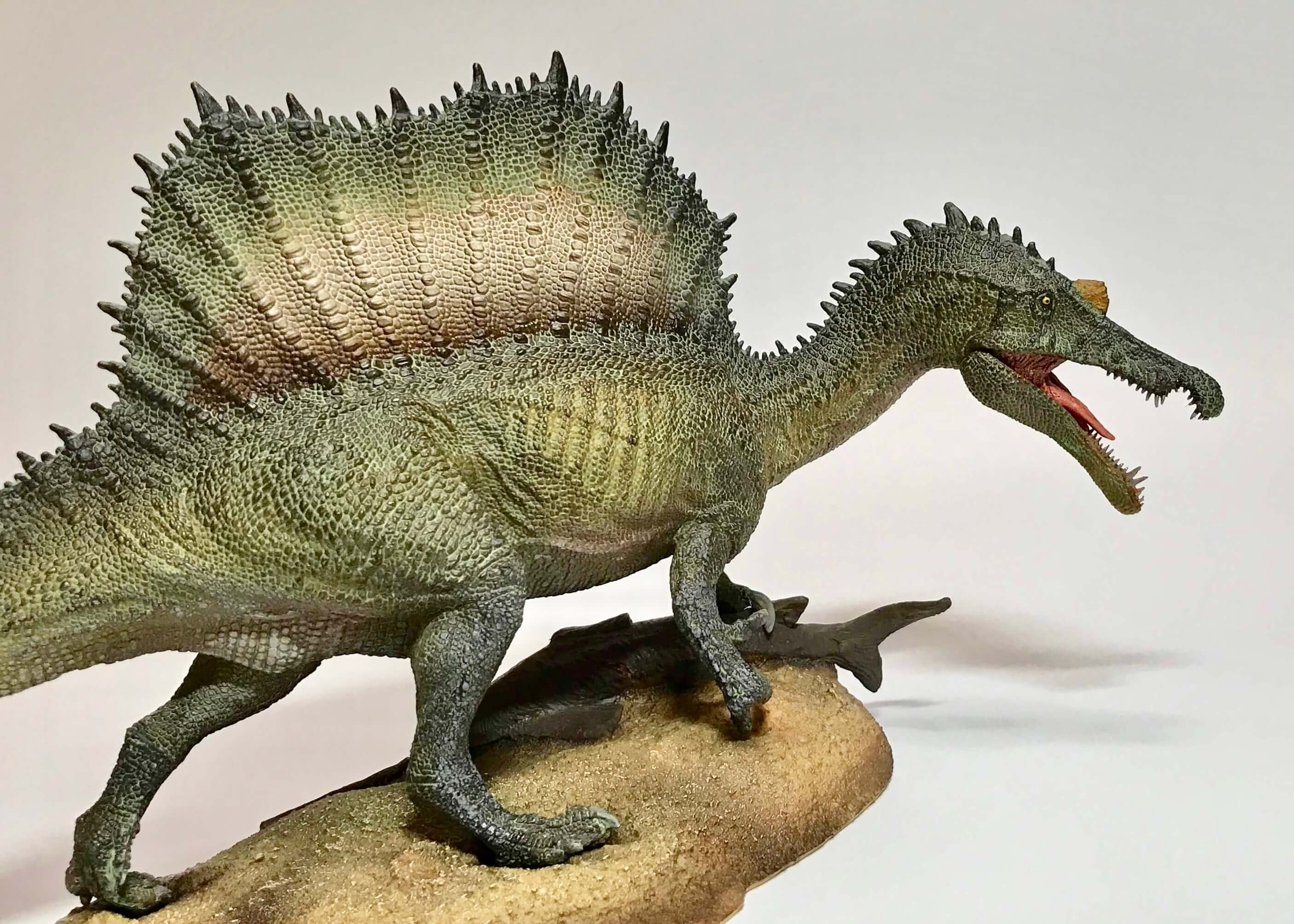 恐竜フィギュア スピノサウルス エッシェン Pnso レビュー Dinocom