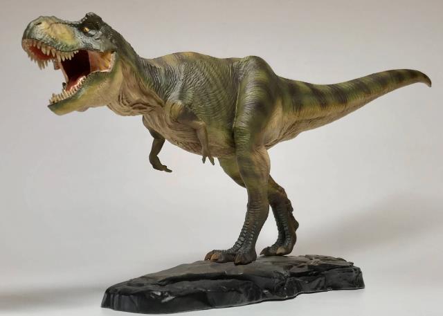 激安売上w-dragon 1/35 ティラノサウルス　T-rex 完成品　ジュラシックパーク　ジュラシックワールド　本心楠改　pnso 生き物